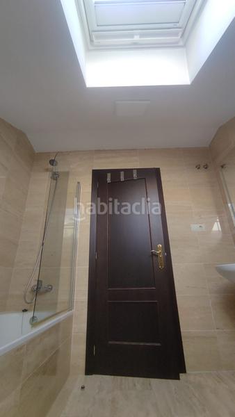 Foto 03784547-a45d-41d7-aa55-f8427bd655bb. Dachwohnung mit heizung in La Goleta - San Felipe Neri Málaga