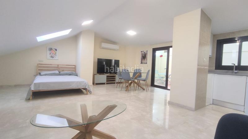 Foto e122af2d-debf-4cf0-8815-fa40d773790b. Dachwohnung mit heizung in La Goleta - San Felipe Neri Málaga