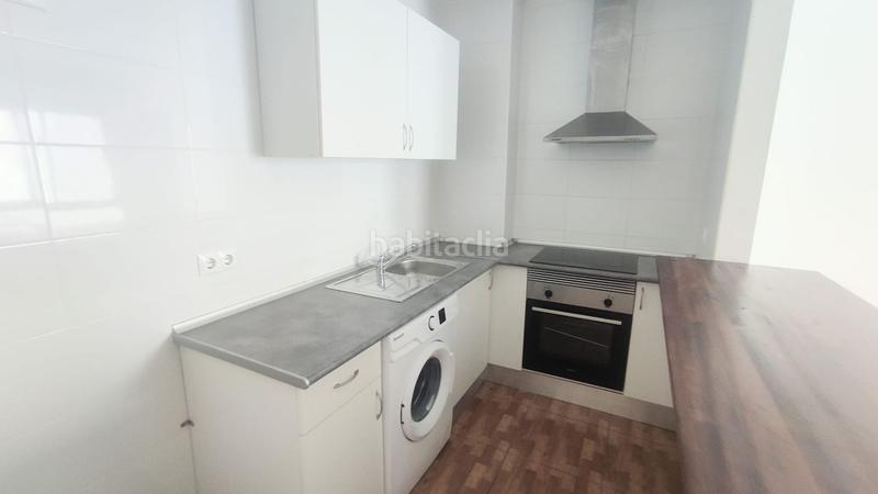 Foto d131738f-2f45-4190-8439-3df240ecef9f. Apartament a Parque Victoria Eugenia Málaga