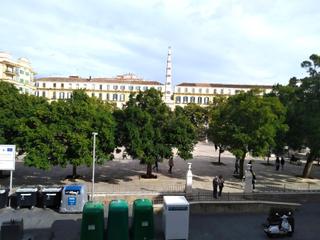 Pis  Merced. Amplia vivienda en plaza de la merced