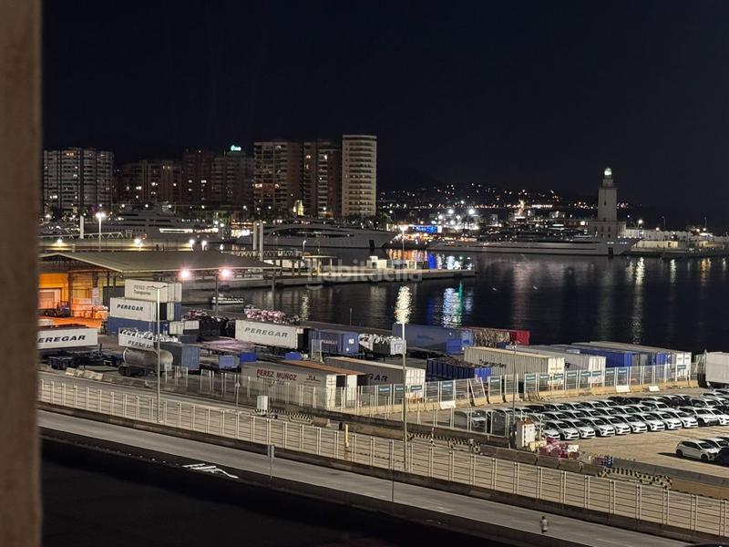 Foto 31e32a06-a3a4-4494-bd2a-3705e9f93010. Alquiler piso  en muelle heredia sin amueblar. en Málaga