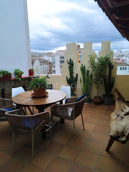 Foto 690336ab-db61-42a4-878d-68ffb1fb20c6. Location attique dans La Goleta - San Felipe Neri Málaga