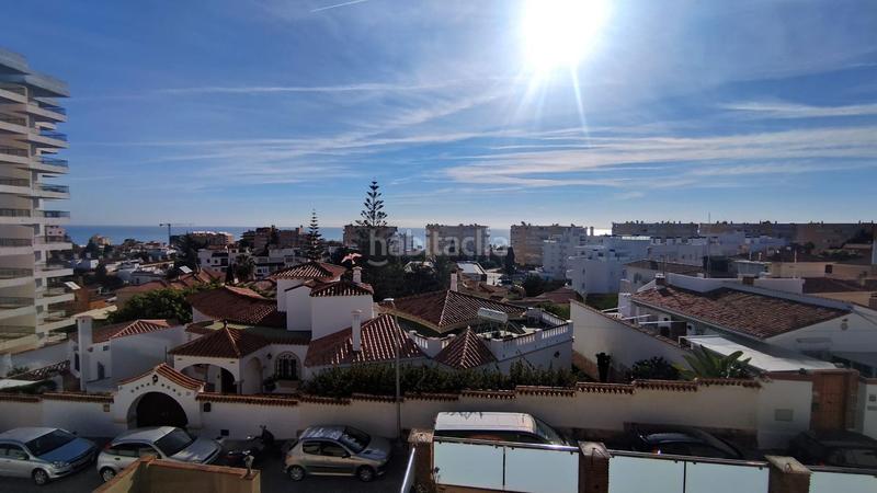 Foto f967d43d-01e0-4bf0-b7dd-3c5356ba1e1f. Dúplex amb piscina a Montemar Torremolinos