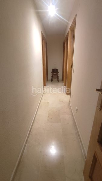 Foto 59d9189f-427a-4fea-afc7-9934adf7ca44. Pis amb piscina a La Barriguilla Málaga