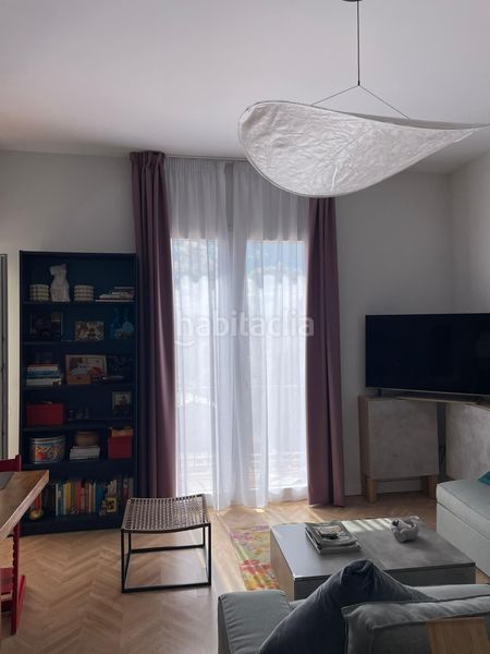 Foto 976911fa-bdd5-42af-8cc2-4d2ba959f624. Piso en Conde de Ureña Málaga