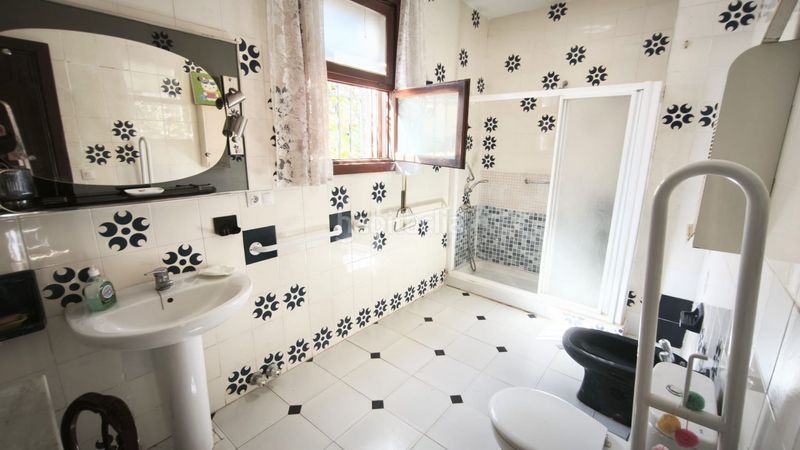 Foto ffa21135-1ed8-4553-b063-30d685bfb66e. Casa a Conde de Ureña Málaga