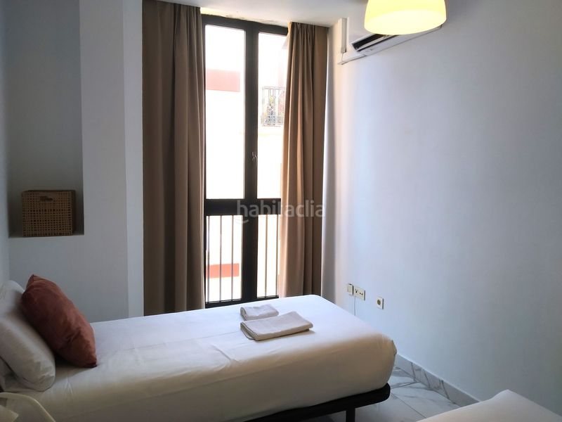 Foto c83747f0-1954-48ba-9d49-70024d96c6fe. Pis amb calefacció a La Merced Málaga