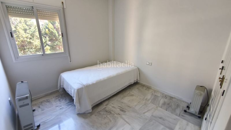 Foto 9ea4d7be-5885-466c-af3a-918580b22ac4. Pis amb piscina a Parque Clavero Málaga