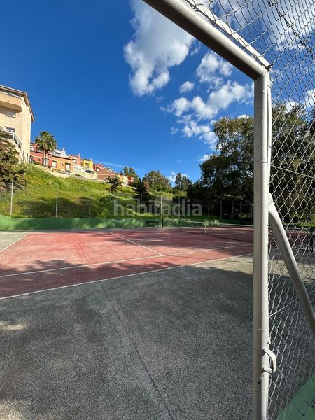 Foto fed23fd9-28a7-441c-9b7f-4884827bea7e. Pis amb piscina a Parque Clavero Málaga