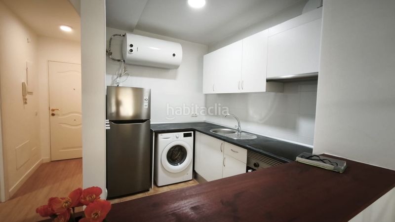 Foto f814c1a3-ee2a-4d9d-8263-8d6b99ca6011. Àtic a Parque Victoria Eugenia Málaga