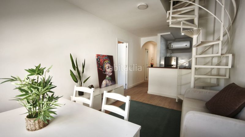 Foto fc7feb1d-460e-4c53-891e-3285bf11b069. Àtic a Parque Victoria Eugenia Málaga