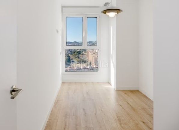 Foto 9b0c43c8-f286-4730-af9f-302e940382b1. Pis amb calefacció piscina a Martiricos - La Roca - La Rosaleda Málaga