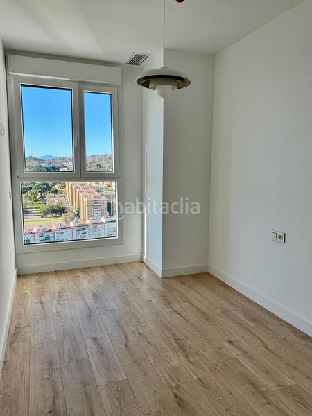 Foto ce48ce63-04dc-4e0f-8a8a-b46b5fd94843. Pis amb calefacció piscina a Martiricos - La Roca - La Rosaleda Málaga