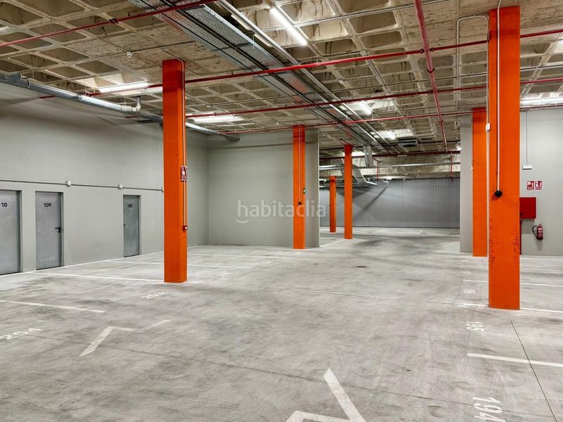 Foto e3eb3105-00e4-4536-9124-d95163f3cd39. Pis amb calefacció piscina a Martiricos - La Roca - La Rosaleda Málaga