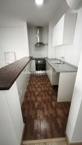 Foto 6a2c0d4d-9843-4045-96e6-3b6509de3424. Pis a Parque Victoria Eugenia Málaga