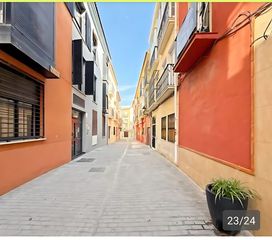 Appartement à La Merced. Piso  amueblado, totalmente reformado, con licencia vacacional