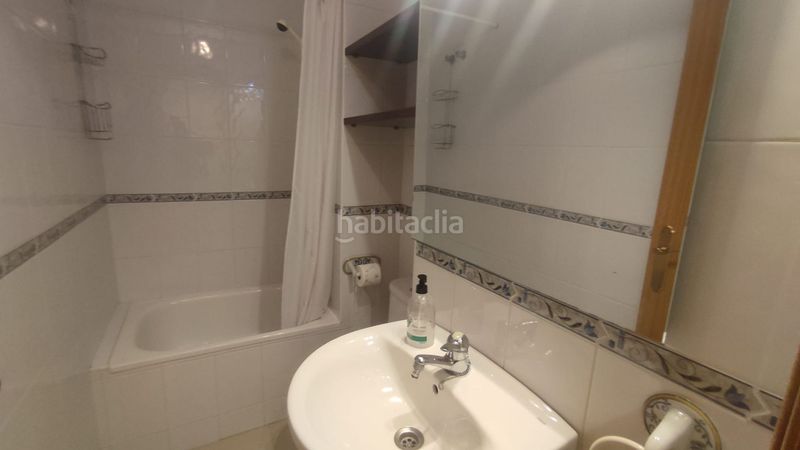 Foto f4fee79a-7a3f-43fa-9863-3f26435cd6c1. Pis amb piscina a La Barriguilla Málaga