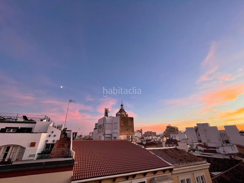 Foto 46bf9ad7-1a1c-47c6-82ae-e25d2b3bf1e9. Àtic amb calefacció a Centro Histórico Málaga