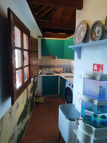Foto 2355f561-0b22-4c9c-9e90-f5e3a8ba57ce. Alquiler ático espectacular ático de un dormitorio con dos terrazas en el centp en Málaga