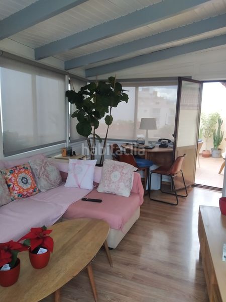 Foto 50d954d8-2053-474c-b785-ca2cd60a5d1f. Alquiler ático espectacular ático de un dormitorio con dos terrazas en el centp en Málaga
