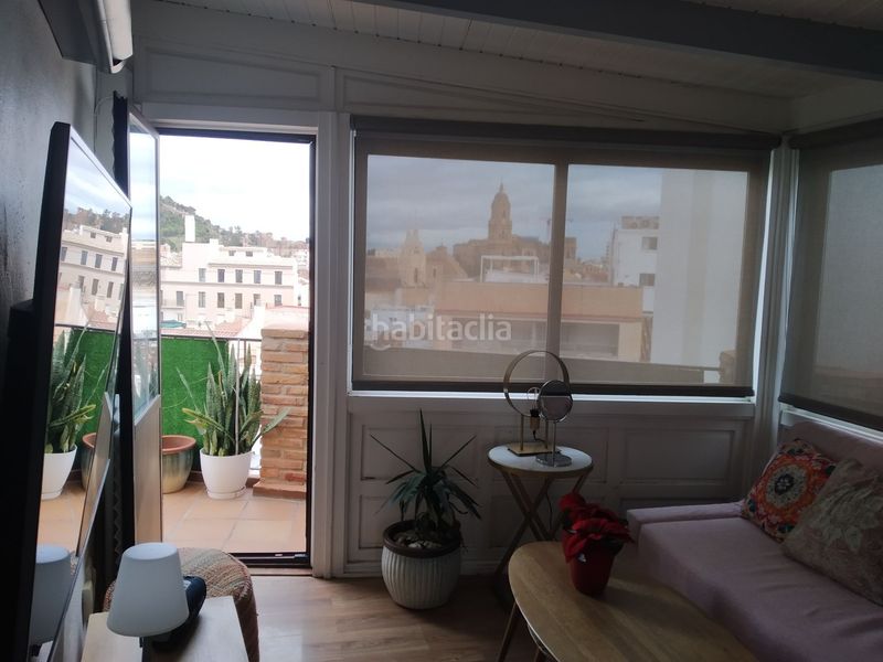 Foto 768974de-117b-4bbb-948b-fcaaca725816. Alquiler ático espectacular ático de un dormitorio con dos terrazas en el centp en Málaga