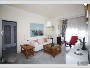 Lloguer Pis  Avenida del pintor sorolla. Apartamento amplio amueblado en la zona este de málaga, alquiler