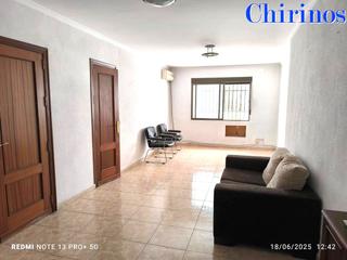 Lloguer Local Comercial a Centro. Excelente local totalmente instalado, junto cruz conde