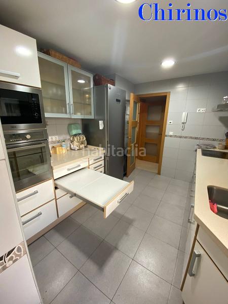 Foto 9853fe4f-250e-4a22-b3dd-0ebee53ec9e5. Location appartement avec parking dans Ciudad Jardín - Zoco Córdoba