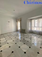 Location Appartement à Centro. Gran piso en pleno exterior