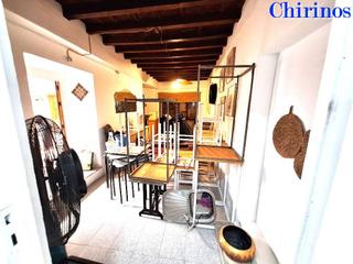 Location Local commercial à Sta. Marina - San Andrés - San Pablo - San Lorenzo. Local junto plaza de la corredera y san pedro