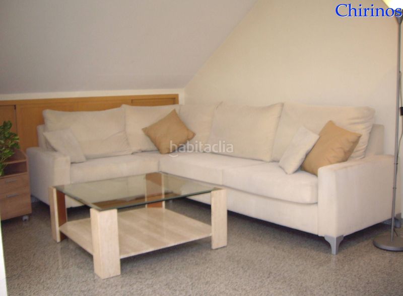 Foto 405a7c5d-7da8-4d73-8fe5-e8dd96596a35. Rent penthouse with parking in Centro Córdoba