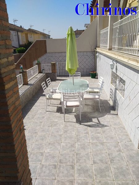 Foto 72cbb58e-7051-40c8-8c92-04ba1ab90390. Casa aparellada amb aparcament piscina a Paraíso Arenal - La Colina Córdoba