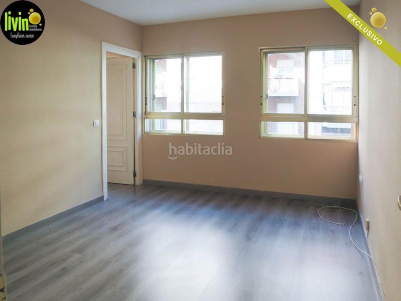 Foto b3b5431e-d2d2-4ad5-ad56-1f1388d348a2. Alquiler oficina en Hospital Jaén