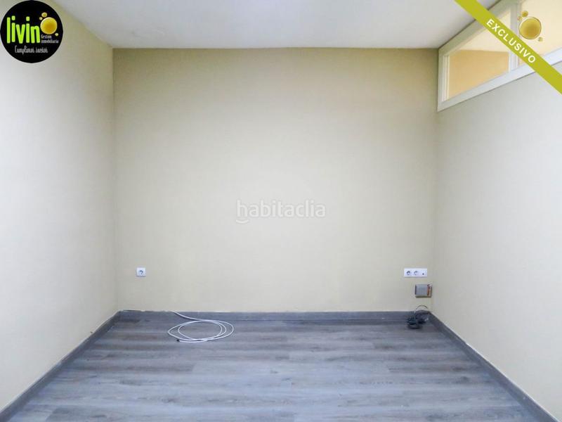 Foto be856423-fc0a-4c49-8739-a942ee34d037. Alquiler oficina en Hospital Jaén