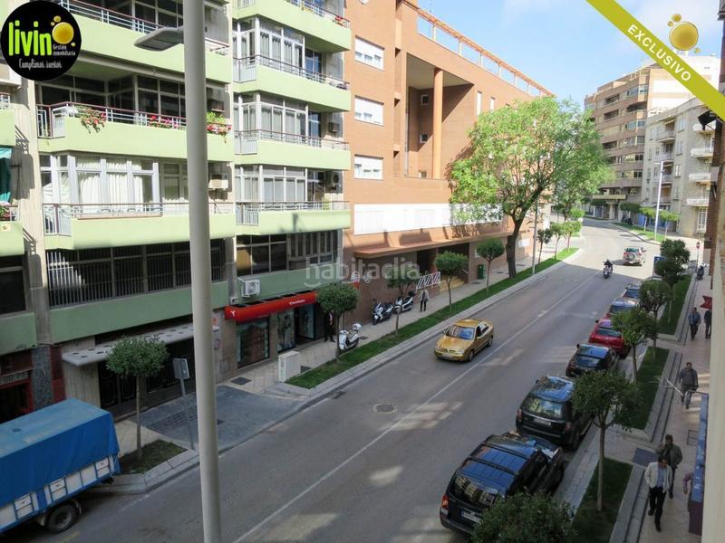 Foto f59a32eb-ce32-4345-85bc-2c4f0d2f7a02. Alquiler oficina en Hospital Jaén