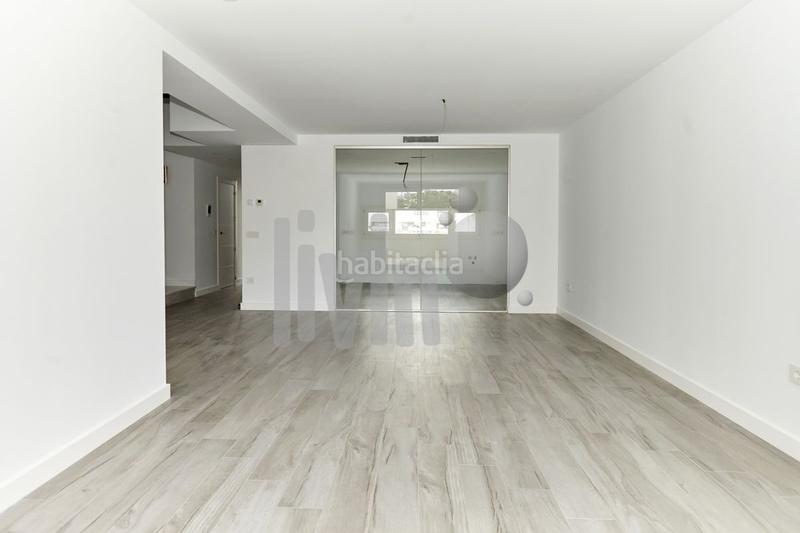 Foto 82081d54-5d84-46f2-aa1d-793fc77613e6. Casa amb calefacció a Renfe - Bulevar 1ª y 2ª Fase Jaén
