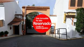 Casa a Ctra. Circunvalación - La Magdalena. Espectacular vivienda reformada en residencial privado con pisci