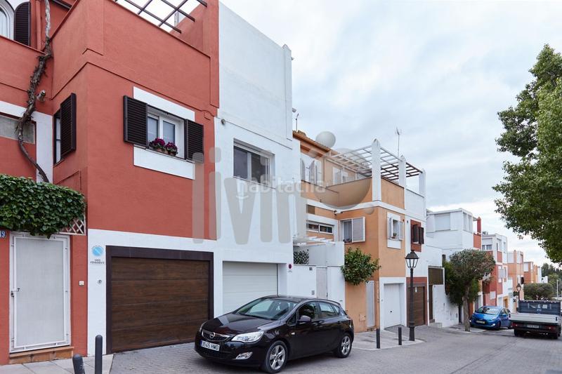 Foto 127ea03b-e171-4799-bf4b-c45bc19a3321. Haus mit pool in Ctra. Circunvalación - La Magdalena Jaén