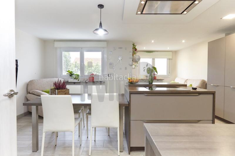 Foto 808c1199-034c-42af-9495-23c4aea91b9f. Haus mit pool in Ctra. Circunvalación - La Magdalena Jaén