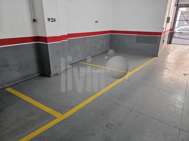 Foto f492f767-da1b-414d-8f4f-4edf530eabbf. Parking coche en Belén - San Roque Jaén