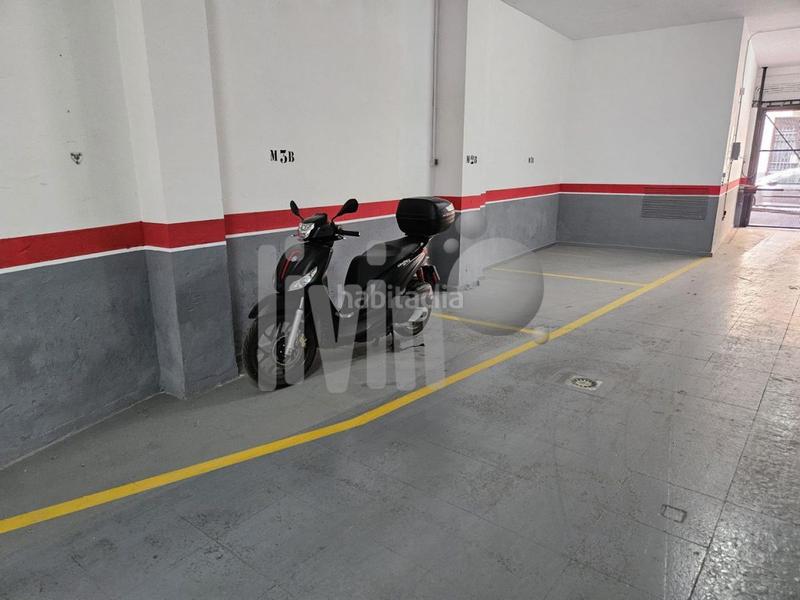 Foto f88ce40a-6995-483f-9809-b988630ce2a6. Parking coche en Belén - San Roque Jaén