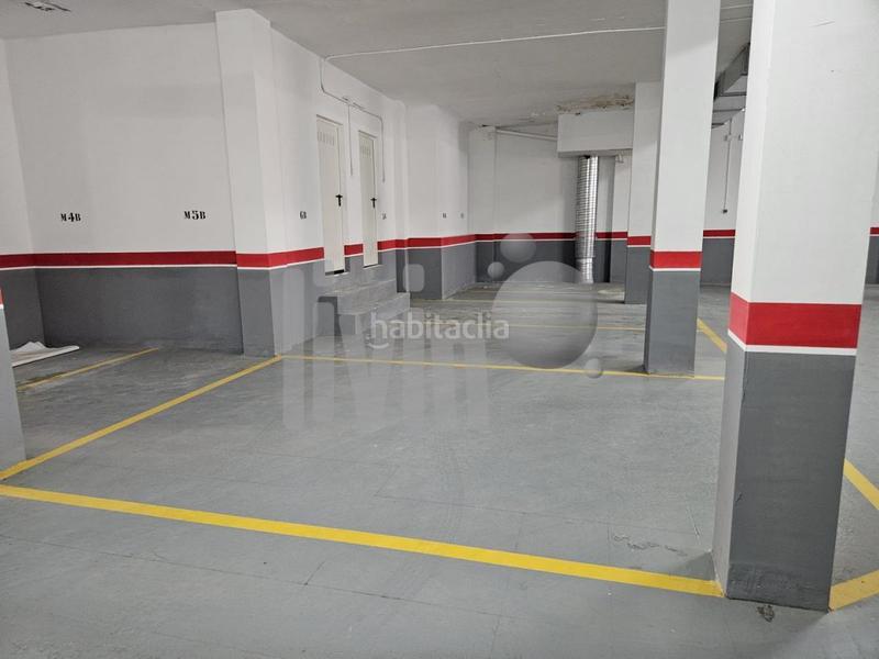 Foto 4e82357f-4dc8-485a-b61c-bb3a5a81849d. Parking coche en Belén - San Roque Jaén