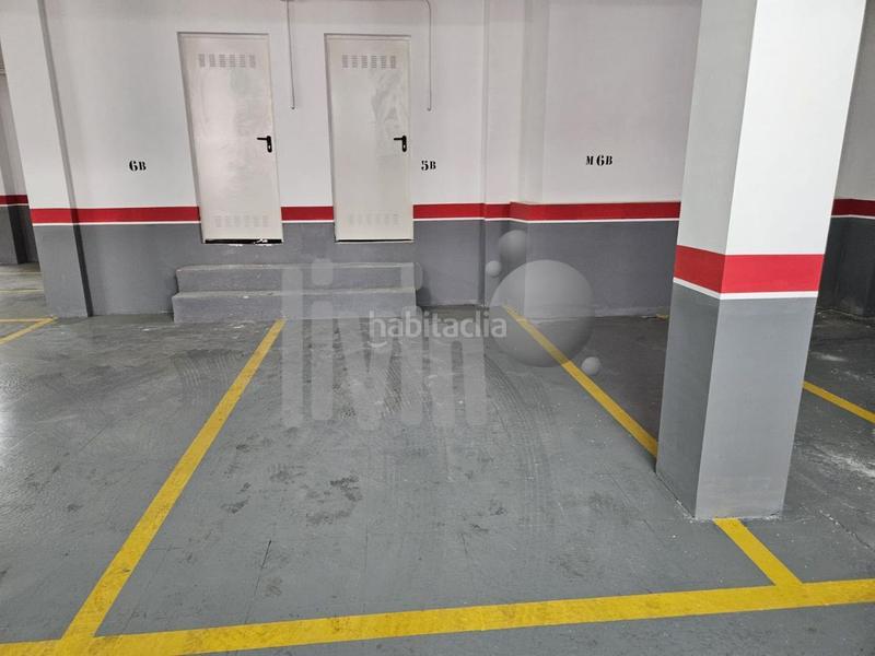 Foto b0355fc1-3b46-4dc8-b6f3-48fa00cf8689. Parking coche en Belén - San Roque Jaén