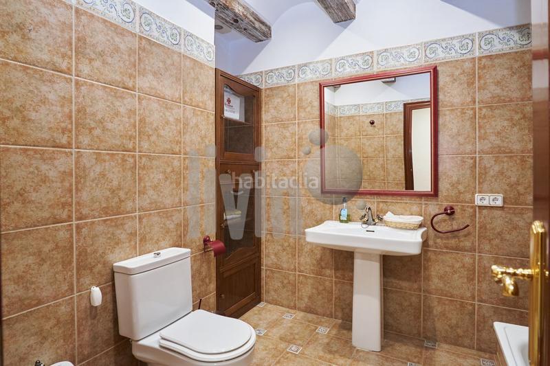 Foto a33c0539-73f0-4376-beec-68b75a69ab06. Piso  en el centrp en Hospital Jaén