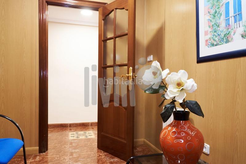 Foto f08961ca-9c67-4869-8763-e070b9881653. Piso  en el centrp en Hospital Jaén