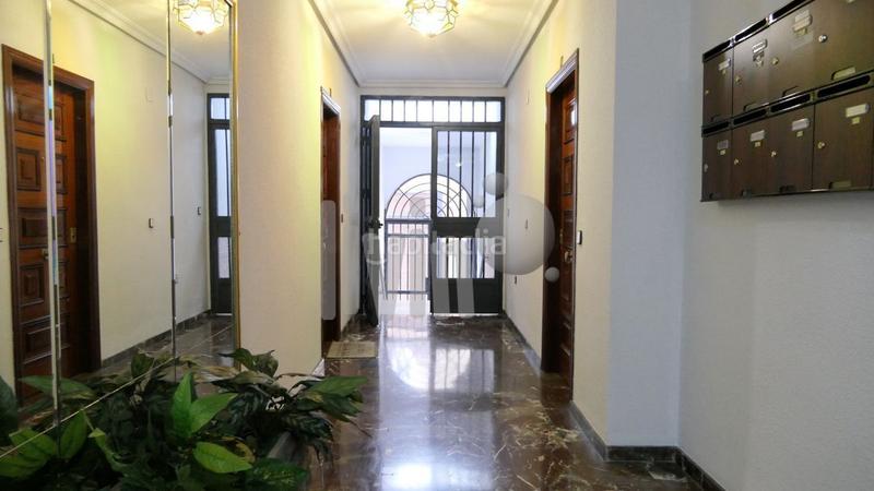 Foto 5b6dc0e1-07cd-41f4-91d6-dc26deb168b9. Flat in San Ildefonso - Catedral Jaén