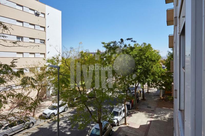 Foto 8d8ef4f5-85aa-4a34-b227-1ffd693c87a1. Appartement dans Renfe - Bulevar 1ª y 2ª Fase Jaén