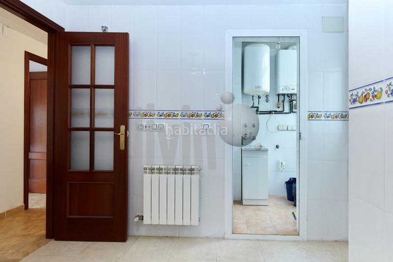 Foto d0c3a8d6-c7be-47c4-b98f-88d371e641a3. Appartement dans Renfe - Bulevar 1ª y 2ª Fase Jaén