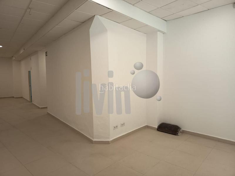 Foto c947ba99-90cf-4b90-923d-ee70cbf35618. Alquiler local comercial  en calle maestra en Jaén