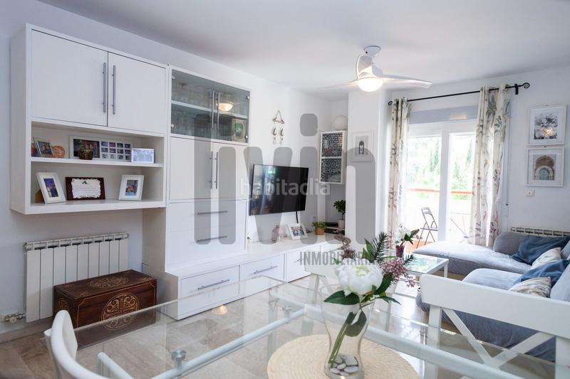 Foto 17f606f1-6a25-4c5d-939f-51818b1cc3a8. Etagenwohnung mit heizung pool in Santa Isabel Jaén